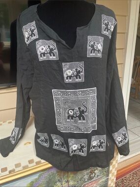 India Arts Black Elephant Print Top
